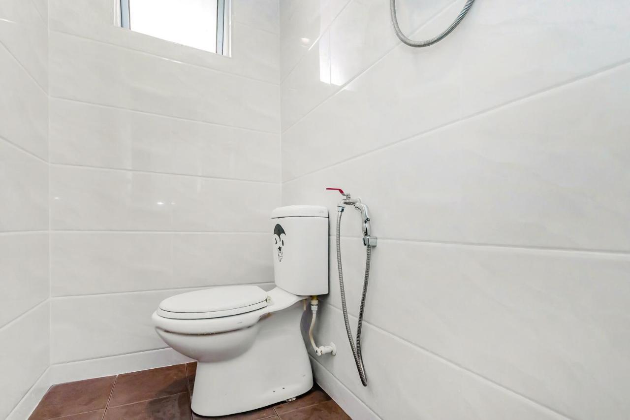 Spot On 89816 Warm Blanket Hotel Johor Bahru Ngoại thất bức ảnh