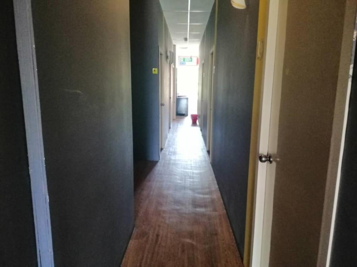 Spot On 89816 Warm Blanket Hotel Johor Bahru Ngoại thất bức ảnh