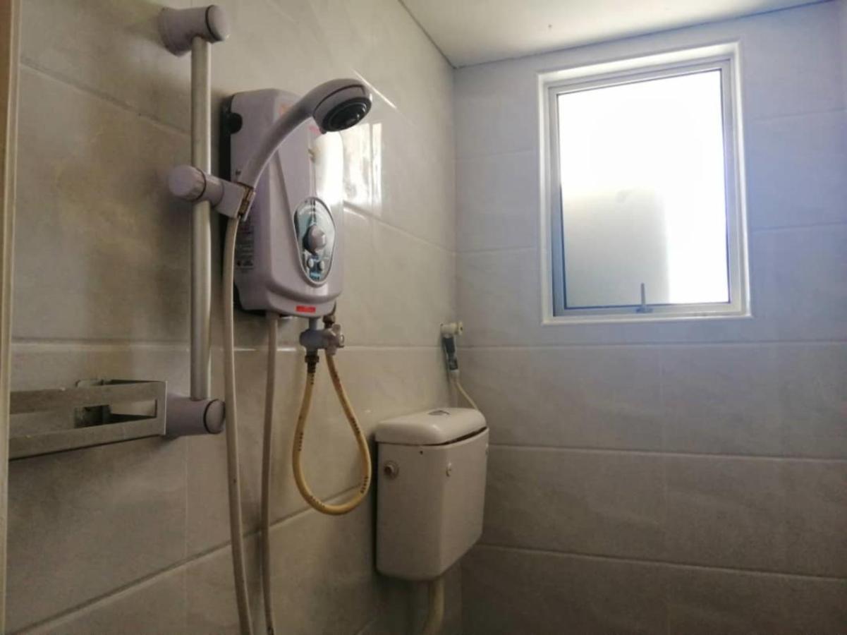 Spot On 89816 Warm Blanket Hotel Johor Bahru Ngoại thất bức ảnh