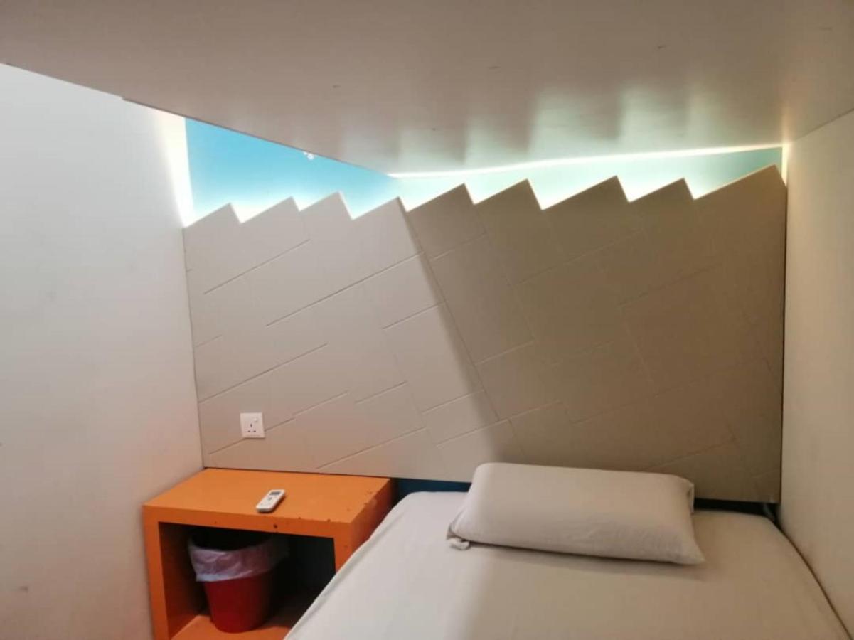 Spot On 89816 Warm Blanket Hotel Johor Bahru Ngoại thất bức ảnh