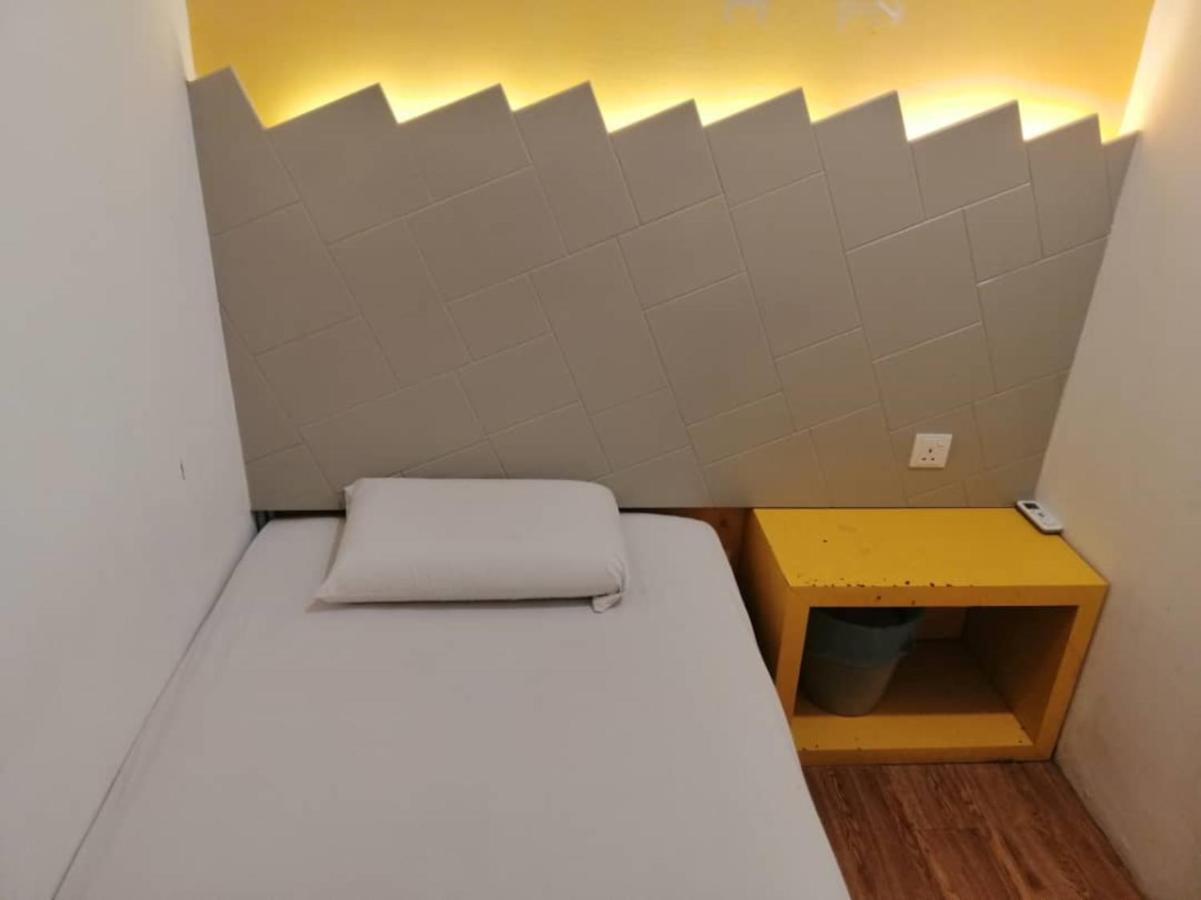 Spot On 89816 Warm Blanket Hotel Johor Bahru Ngoại thất bức ảnh